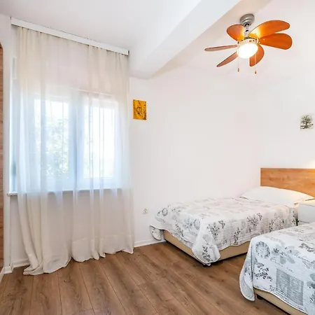 Apartment Marul Zadar